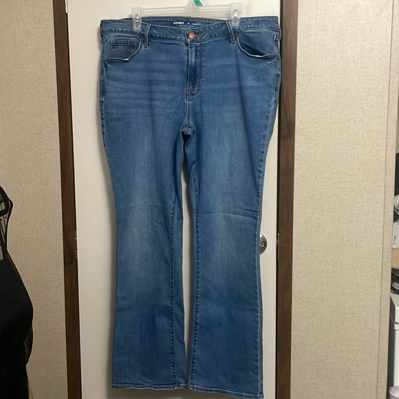 Jeans - Picture 1 of 3